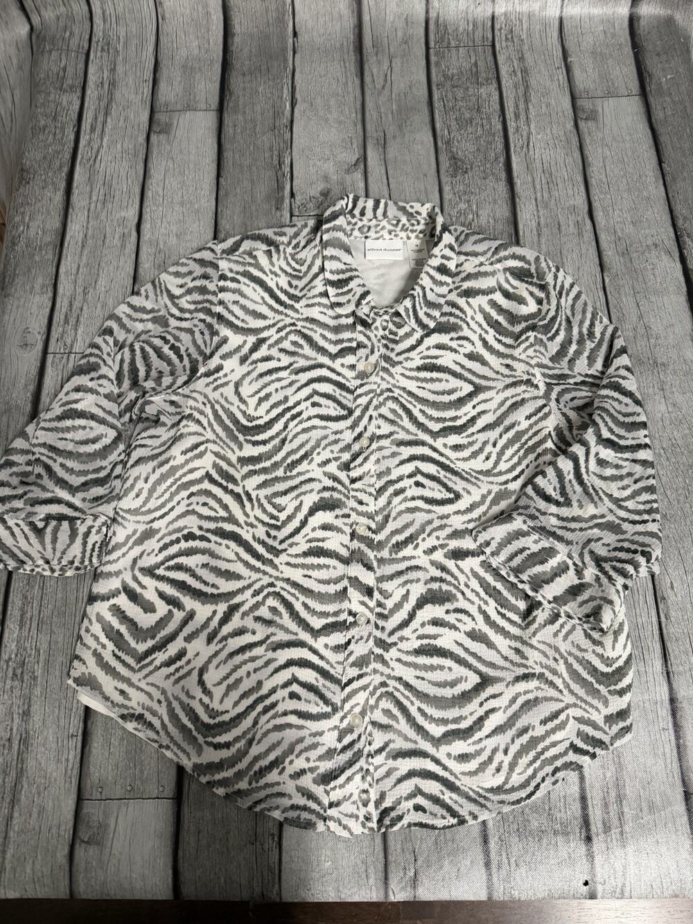 Women’s Alfred Dunner Sheer Lined Button Up Blouse Grey White Zebra Print Sz 18
